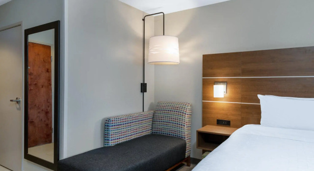Двухместный номер Standard Holiday Inn Express & Suites Colorado Springs-Airport by IHG