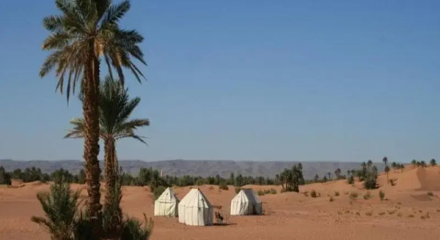 Sahara Safari Camp, Забронировать Отель Тагунит Варзазат