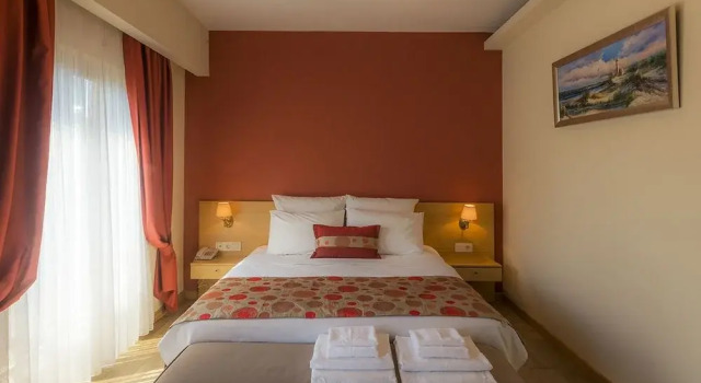 Двухместный номер Superior с балконом и с видом на внутренний двор Esida Hotel