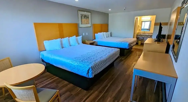 Двухместный номер Standard Royal Inn