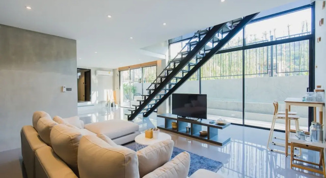 Luxury 4 Bedroom Villa Baan Rim Nam