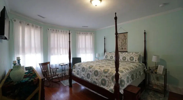 Sweet Tea Bed & Breakfast, Rezervovat Hotel Conover Severní Karolína