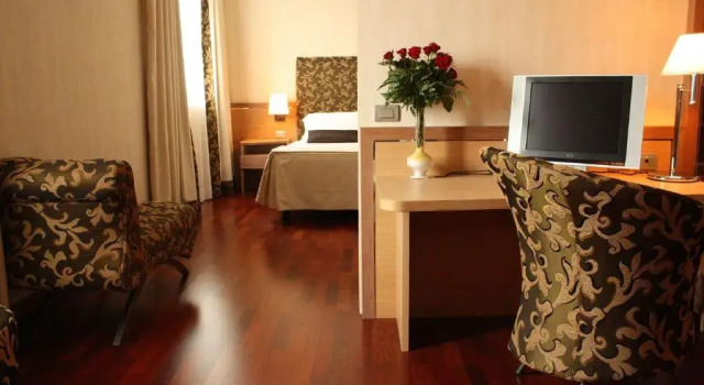 Трёхместный номер Standard Poli Hotel