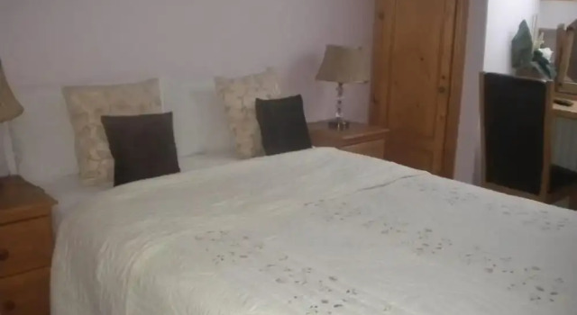 Stonehaven B&B, Book Hotel Hotels in Clare with Parking, Parking