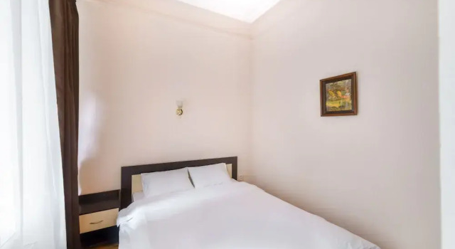 LeonRooms Ekaterinenskaya 18