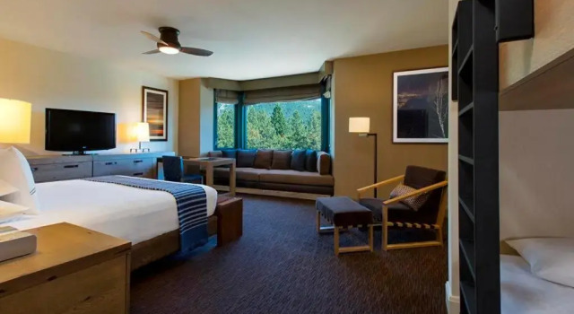 Двухместный семейный люкс Hyatt Regency Lake Tahoe Resort, Spa & Casino