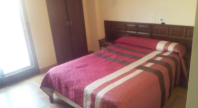 Hotel Carmen, Book Hotel Bembibre 