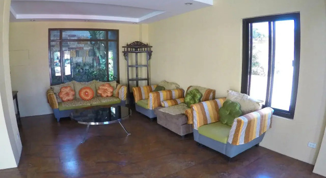 Ivory Hotel and Suites, Reservar Hotel Tuguegarao 