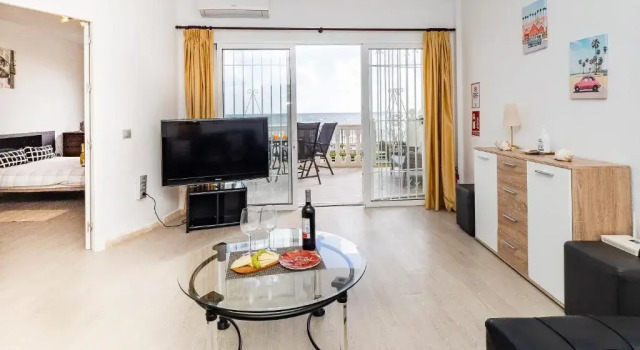 Apartment on Beach Mijas