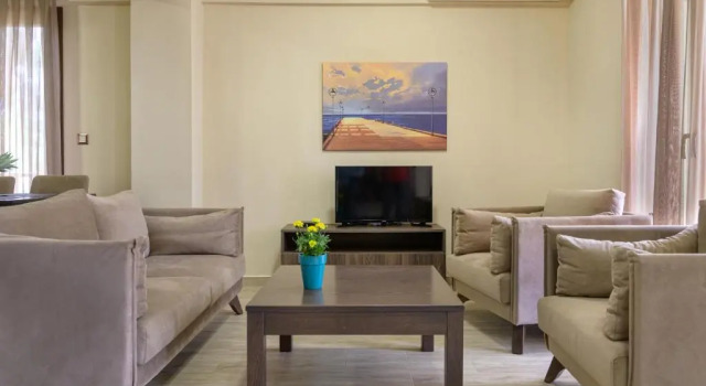 Tavani Villas, Book Hotel  