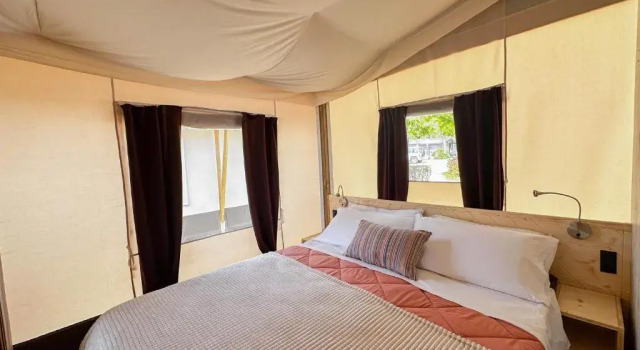 Тент Sereno Camping Holiday