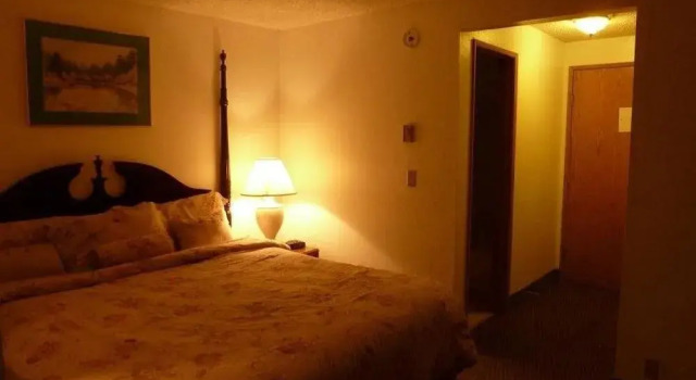 Sunshine Motel II