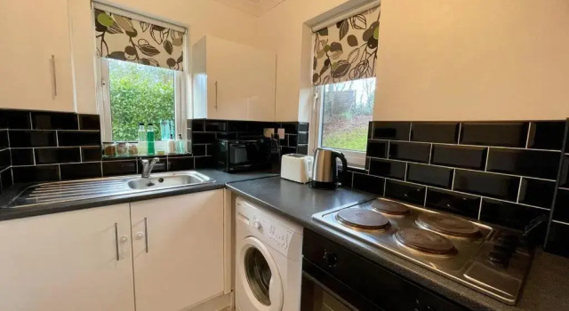 Коттедж House Near Llandaff for up to 6 With Parking