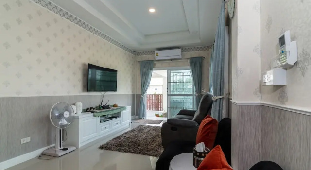 Nice 3 Bedrooms Pool Villa C88, Забронировать Вилла Отели провинции Прачуапкхирикхан с парковкой, Парковка