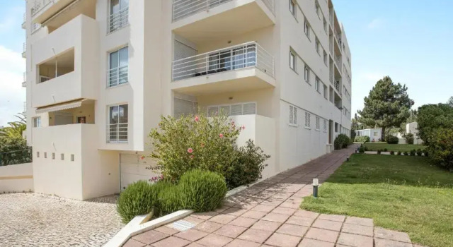 Vila Marachique Torralvor, Забронировать Отель Отели Алгарви с парковкой, Парковка