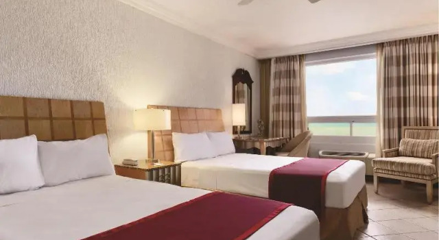 Четырёхместный номер Standard Ramada by Wyndham Princess Belize City