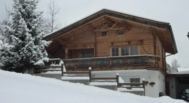 Коттедж с 4 комнатами Ferienhaus Stubaiblick