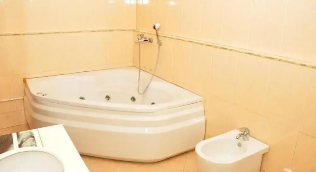 Апартаменты с 2 комнатами с балконом Biraj International Hotel