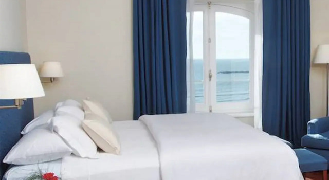 NH Hotel Casino, Rezerwuj Hotel Hotele w Buenos Aires z basenem, Basen