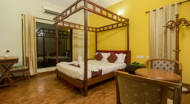 Karapuzha Village Resort