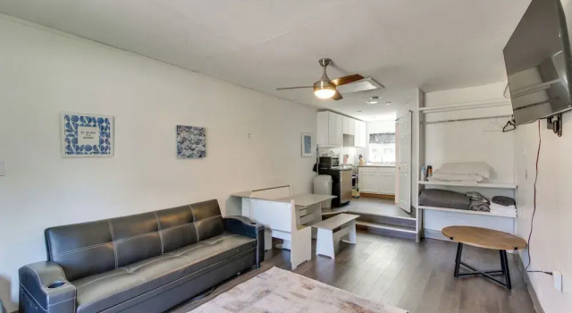 Апартаменты 2 Mi to Long Beach Waterfront! Convenient Studio