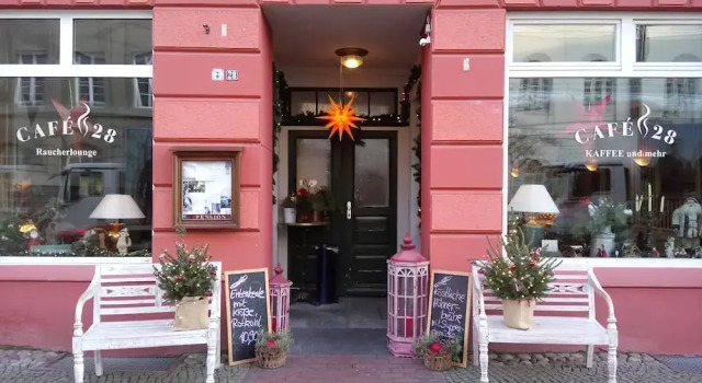 Cafe 28 & Pension am Markt, Забронировать Отель Висмар Мекленбург-Померания, рядом с Порт Висмар