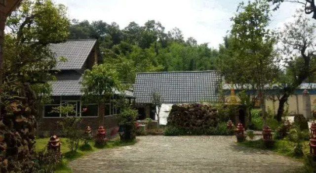 Shizai Yundian Farm, Rezerwuj Pobyt na farmie Dehong Yunnan