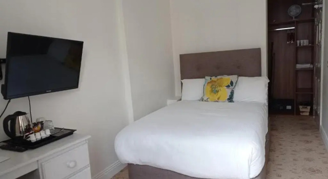 Номер Standard Tom Dick and Harriets Accommodation