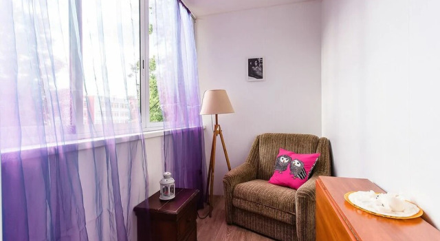 Apartment on Nizhegorodskaya 71, Rezervovat Apartmán Hotely v UVAO Area s parkováním, Parkování