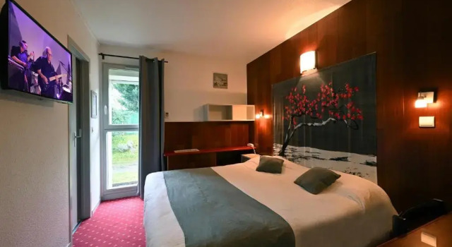 Двухместный номер Standard Hôtel Restaurant Le Brennus Logis Hotels