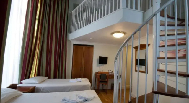 Семейный номер Standard Royal Eagle Hotel