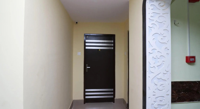 OYO Flagship 22724 Hotel Shanavi Chinar Park, Prenota Hotel Calcutta 