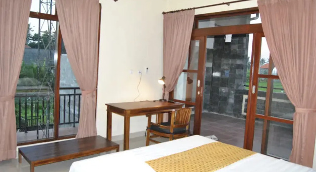 Номер Standard с балконом Ganesha Home Stay
