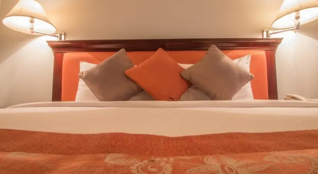 Трёхместный номер Deluxe Tai Pan Hotel