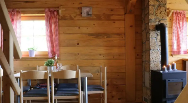 Apartment Iko, Rezerwuj Apartament Hotele w Karlovac county z parkingiem, Parking