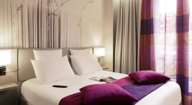 Четырёхместный номер Privilege Mercure Paris Montparnasse Raspail