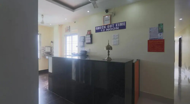 OYO 23008 Labanya Holiday Home, Book Hotel Jorhat Assam