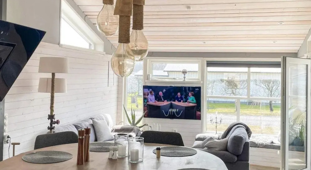 5 Star Holiday Home in Skummeslovsstrand, Book Vacation Home Skottorp 