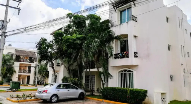 Casa Puchi by Holiday in Playa, Rezerwuj Hotel Hotele w Quintana Roo z parkingiem, Parking