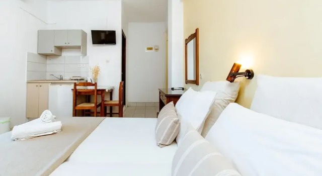 Студия Economy Koulouris Apartments