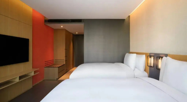 Четырёхместный номер Standard Courtyard by Marriott Suwon