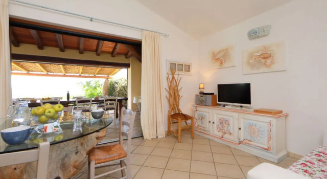 House Iris Golfo Aranci, Book Hotel Golfo Aranci Emerald Coast