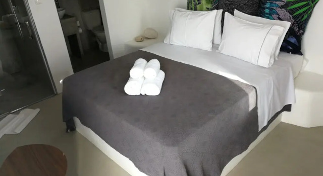 Eight Dimensions Capari Suites Elafonisos, Забронировать Гостевой дом Элафонисси Cape Malea