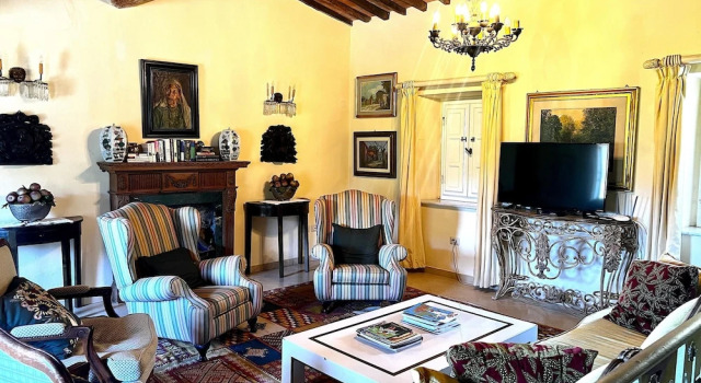 Villa Michaela New Listing Spacious Villa Exclusive Venue With Pool Chapel and Tennis Courts, Prenota Villa Hotel a Capannori con parcheggio, Parcheggio