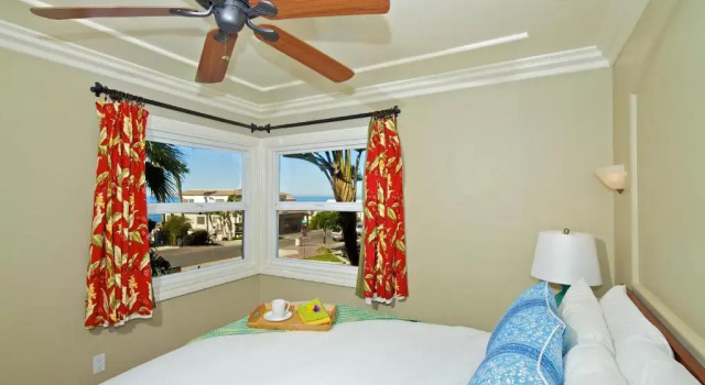 Люкс Luxury с 2 комнатами Ocean Palms Beach Resort
