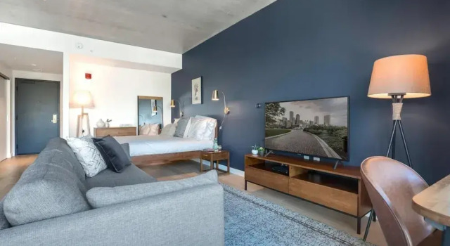 Luxurious Studio in the Seaport District