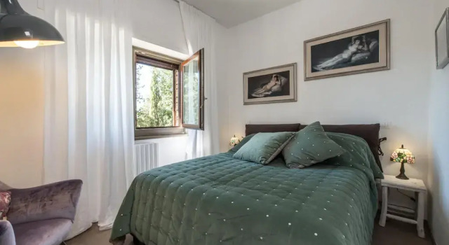 Apartment near Cortona with a Beautiful View and Garden