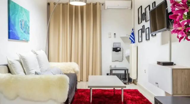 Adorable flat for 4 ppl in Kolonaki