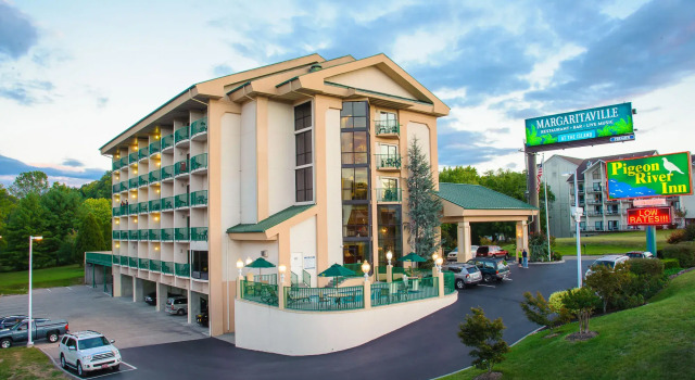 Pigeon River Inn