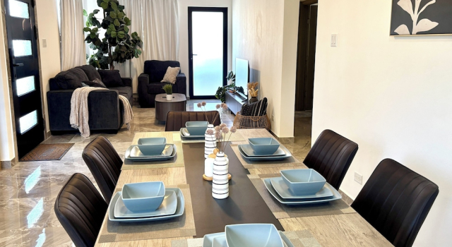 Апартаменты Superior Downtown 1 or 2 Bedroom Stay - Walk to Ferry
